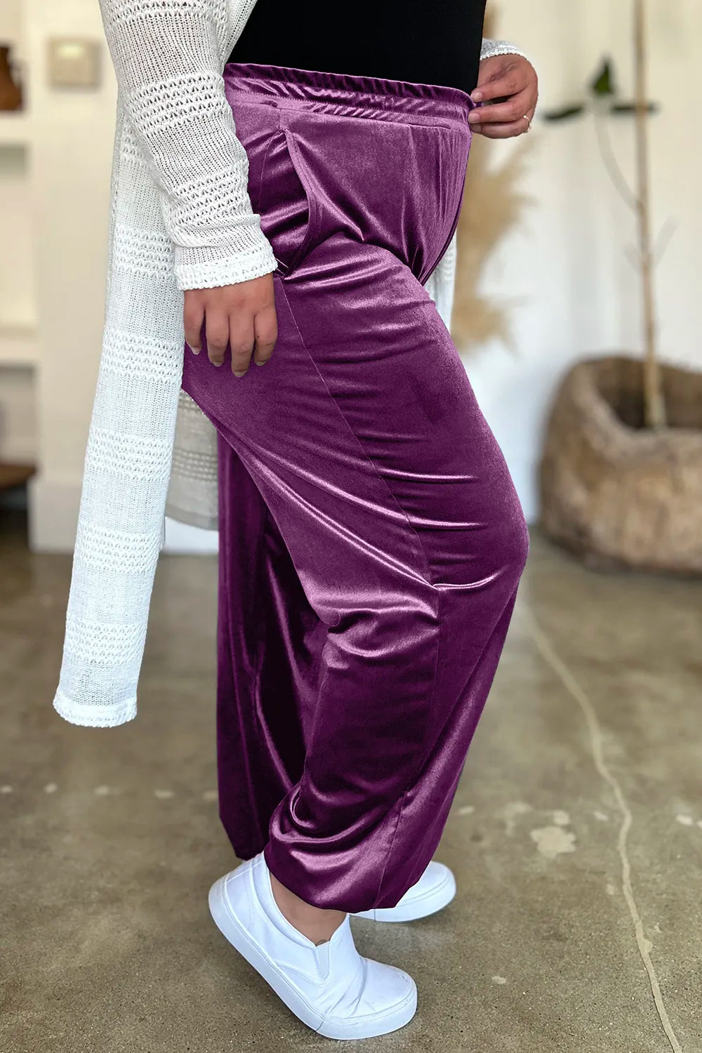 356ae8e9-58a4-4a0e-851e-366370ee2687-Max