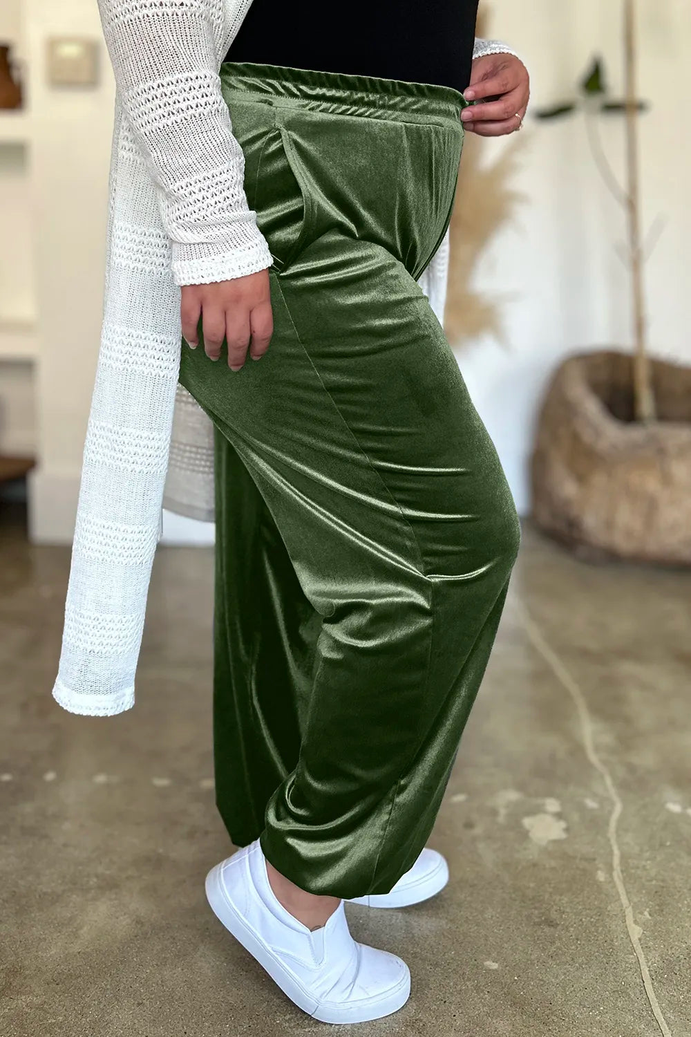 a03bc1a6-7e2c-43cf-91ee-c6a14b819638-Max