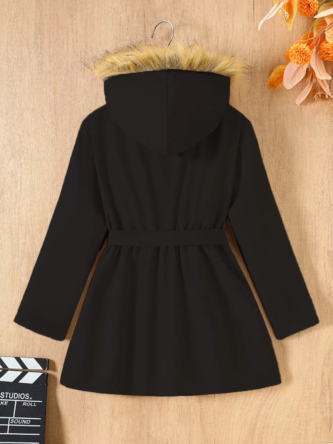 f5cabd3cbf8a43f8a2caf6b3d1e3186b-Max-Origin